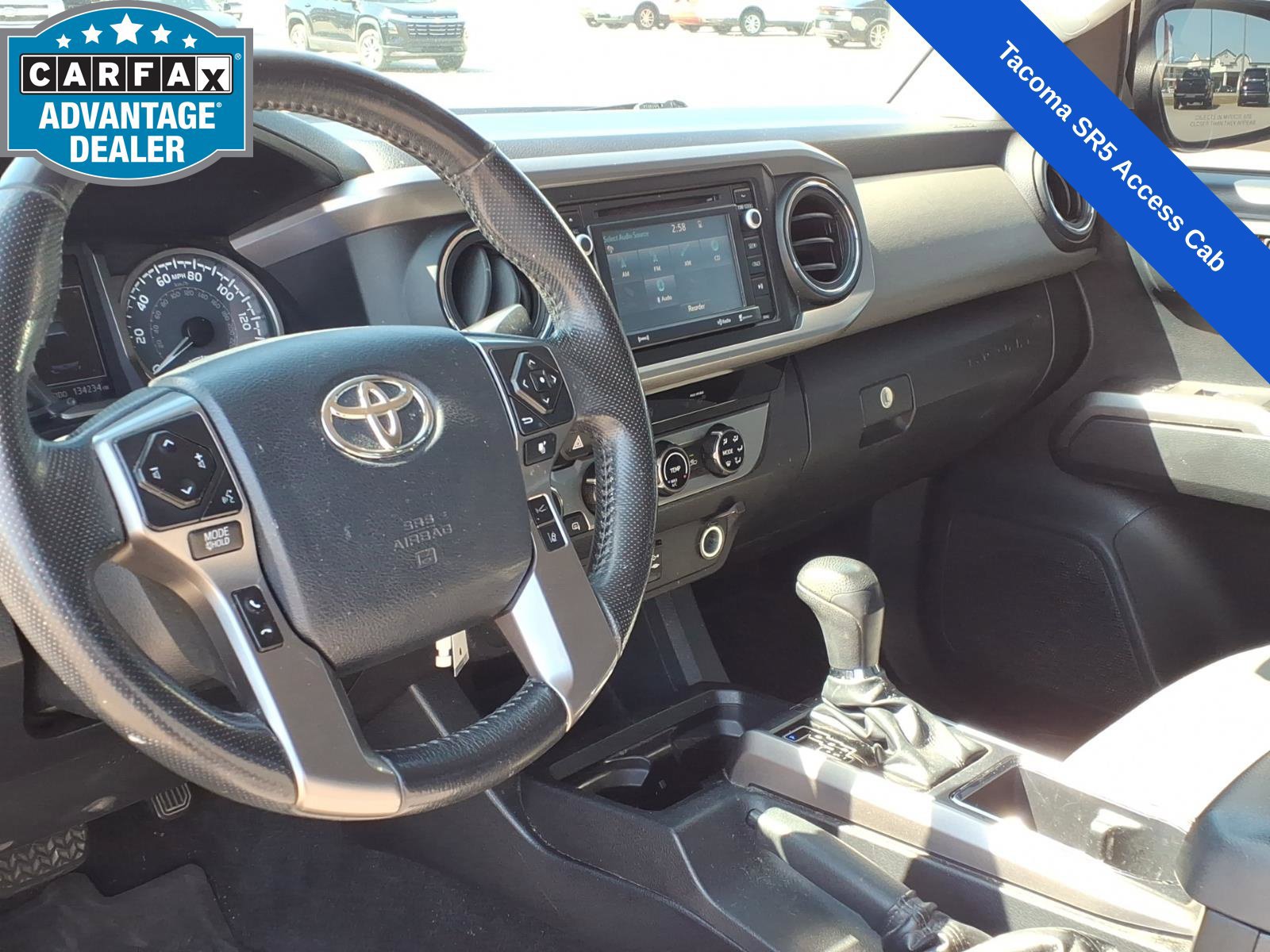 Used 2018 Toyota Tacoma SR5 w/ SR5 Appearance Package (SM) AWD/4WD image 14