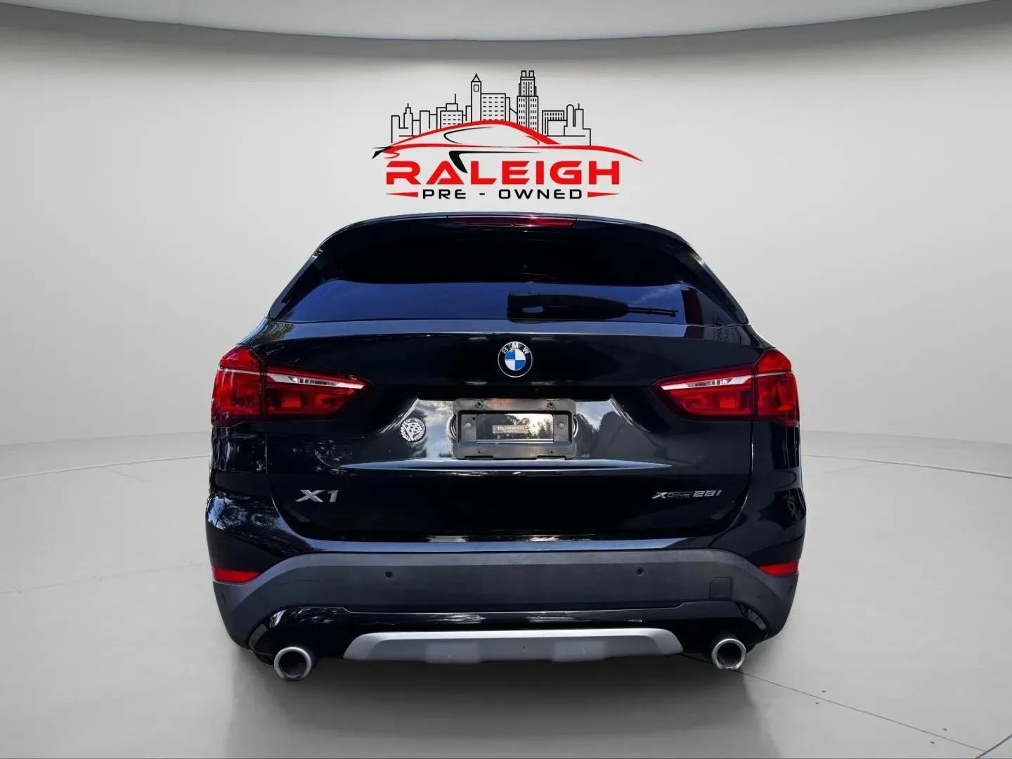 Used 2021 BMW X1 xDrive28i w/ Convenience Package image 6