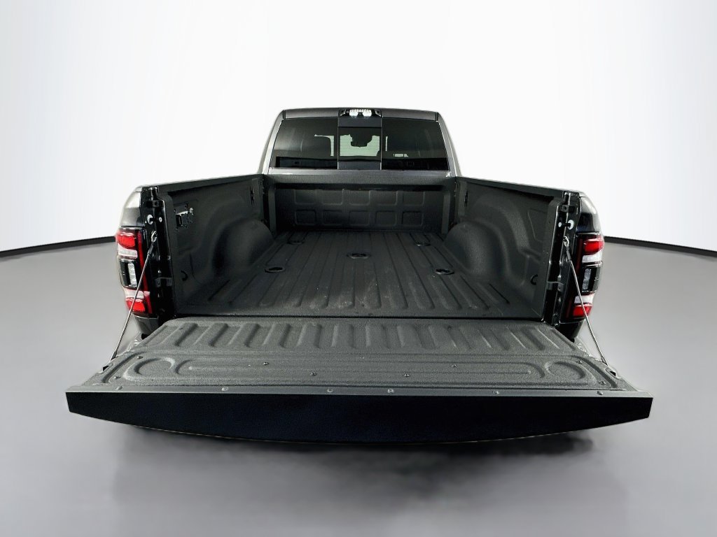 Used 2024 RAM 2500 Limited AWD/4WD image 29