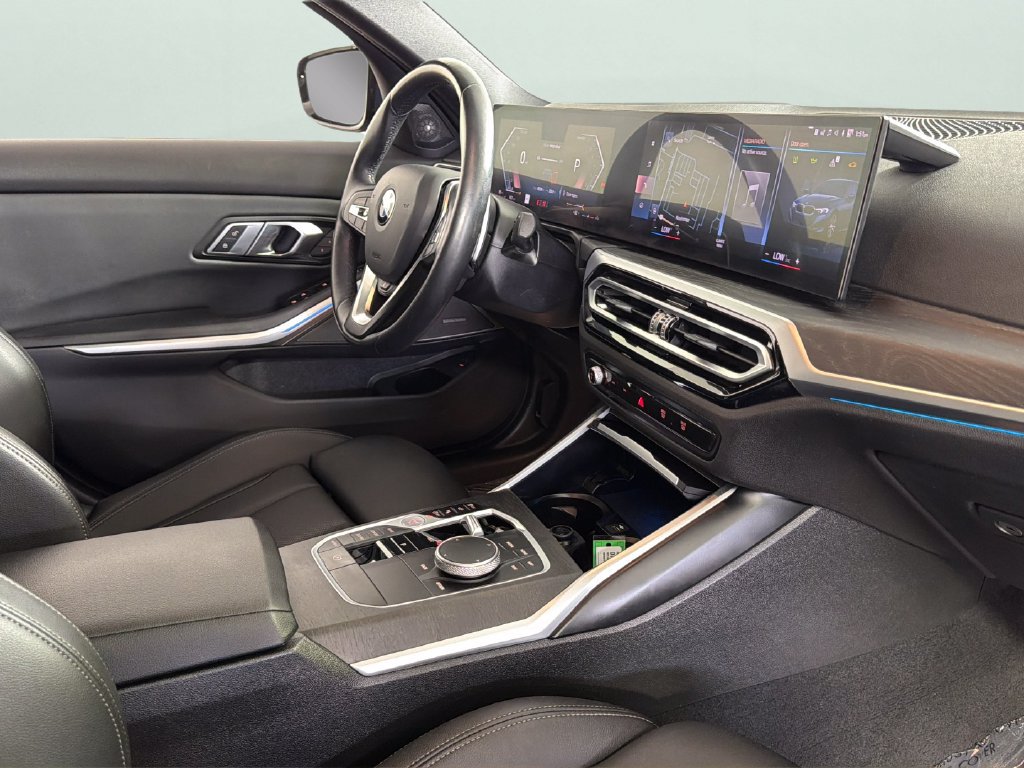 Used 2023 BMW 330i Sedan w/ Premium Package RWD image 35