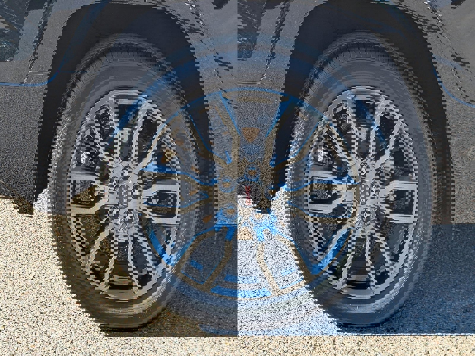 Used 2024 GMC Terrain Denali w/ Black Diamond Edition image 10