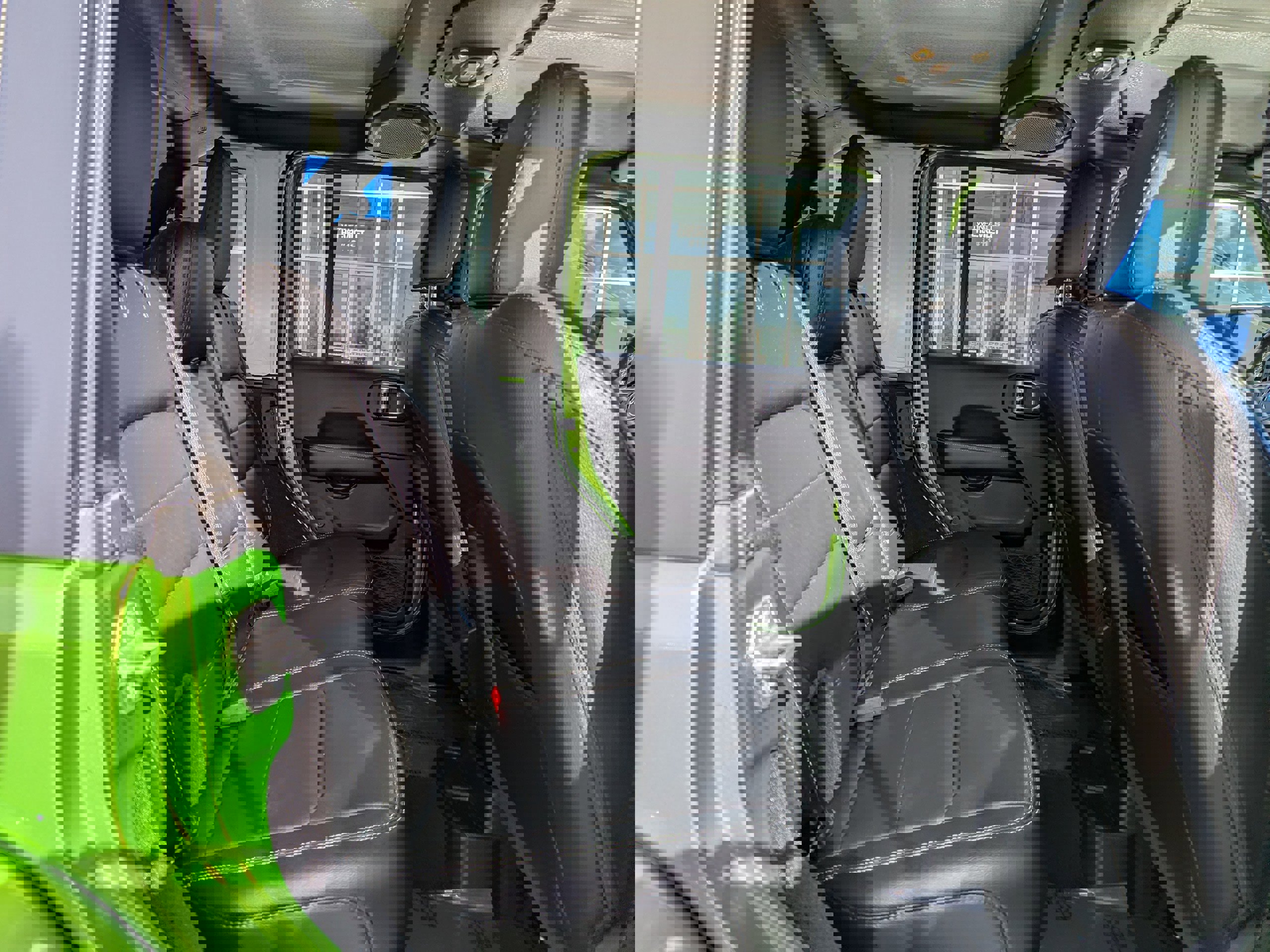 Used 2019 Jeep Wrangler Unlimited Sahara w/ Dual Top Group image 35