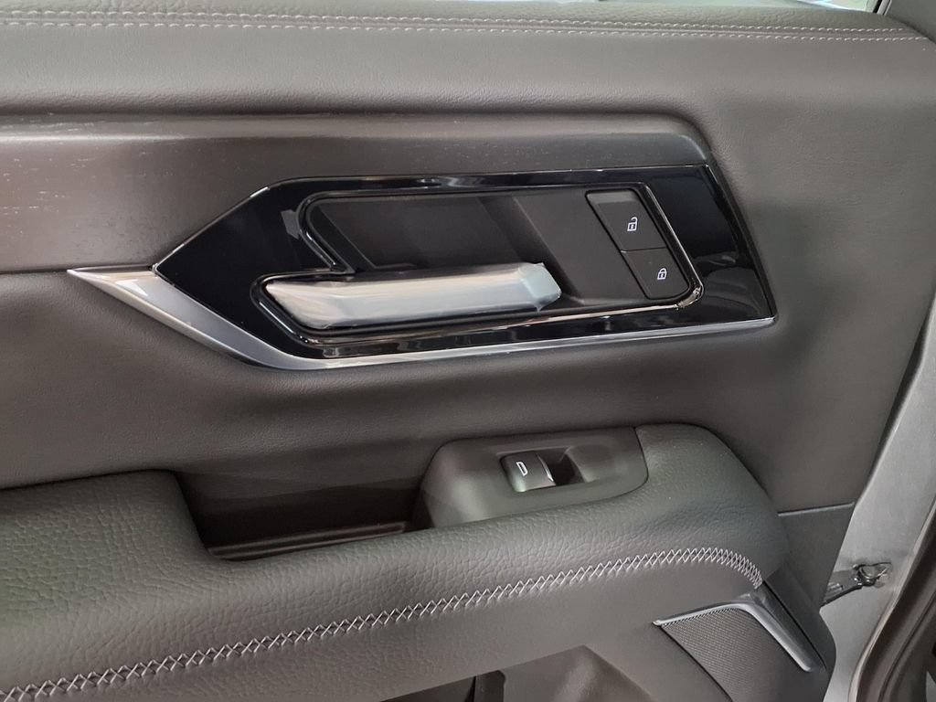 New 2026 GMC Yukon Denali w/ Advanced Technology Package RWD image 11