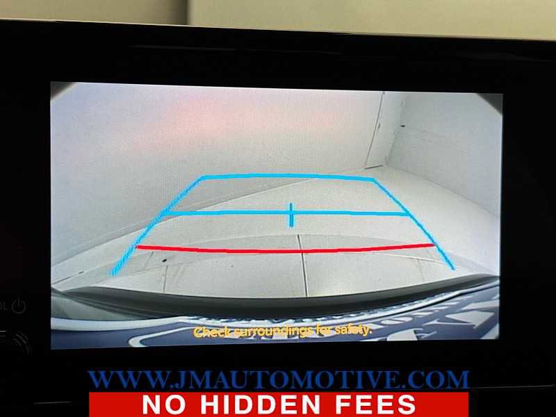 Used 2023 Toyota Corolla LE image 29