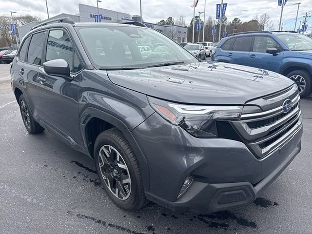 Certified 2025 Subaru Forester Premium image 7