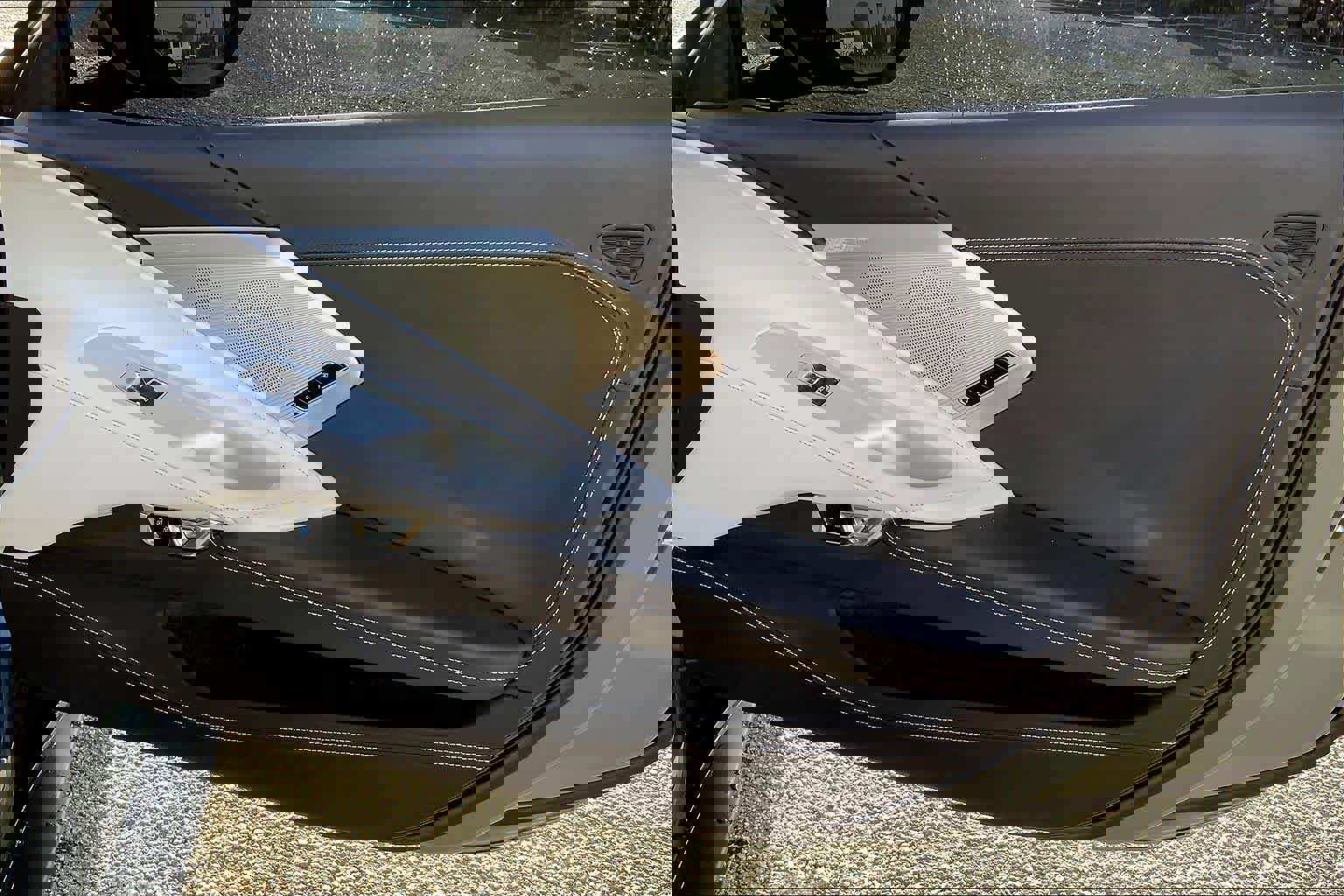 Used 2023 Chevrolet Corvette Stingray Premium Conv w/ Z51 Performance Package image 18