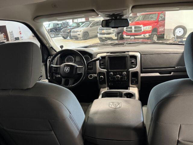 Used 2018 RAM 2500 Big Horn image 17