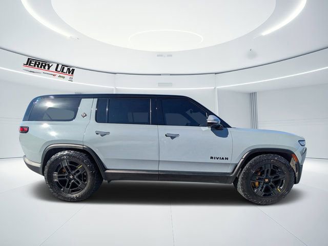 Used 2024 Rivian R1S Adventure image 2
