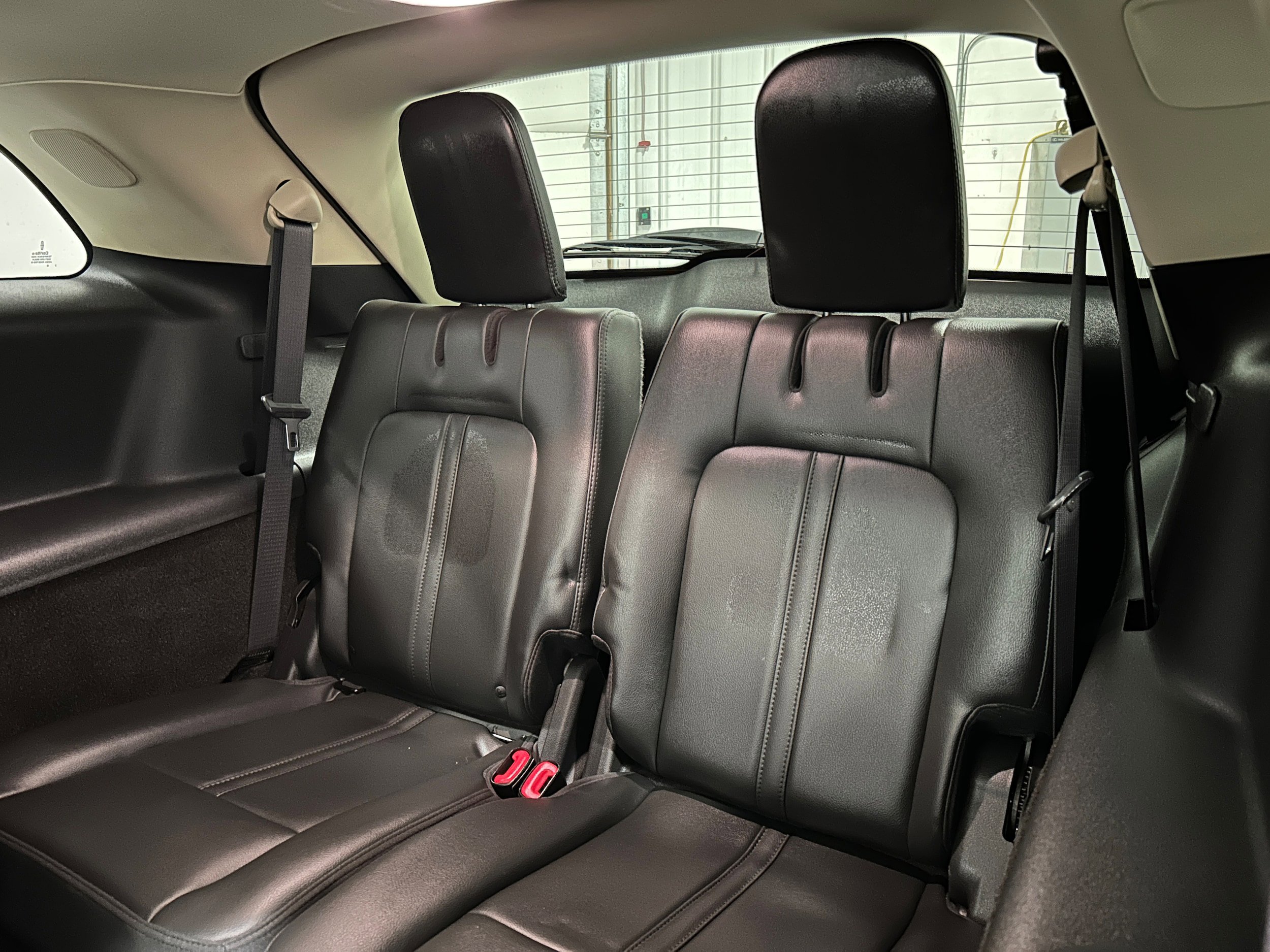 Used 2018 Lincoln MKT AWD image 32