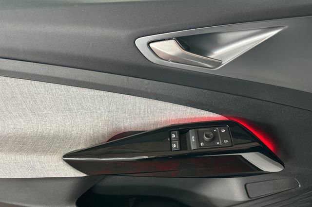 Certified 2023 Volkswagen ID.4 2WD image 13