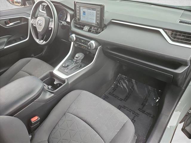 Used 2021 Toyota RAV4 XLE w/ Carpet Mat Package (TMS) AWD/4WD image 27