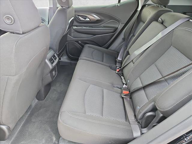 Used 2024 GMC Terrain SLE w/ Driver Convenience Package FWD image 18