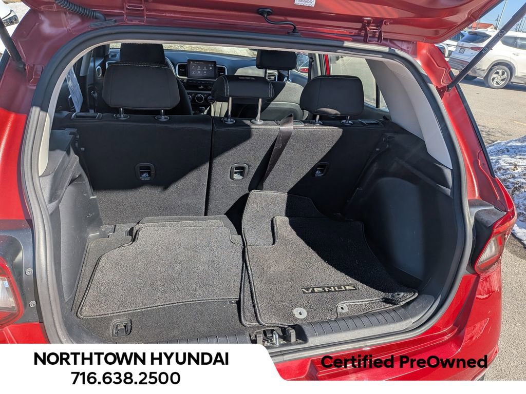 Certified 2023 Hyundai Venue SEL image 30