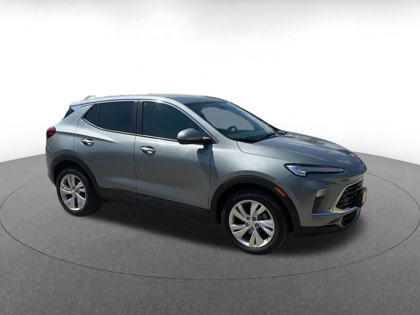 Used 2025 Buick Encore GX Preferred FWD image 2