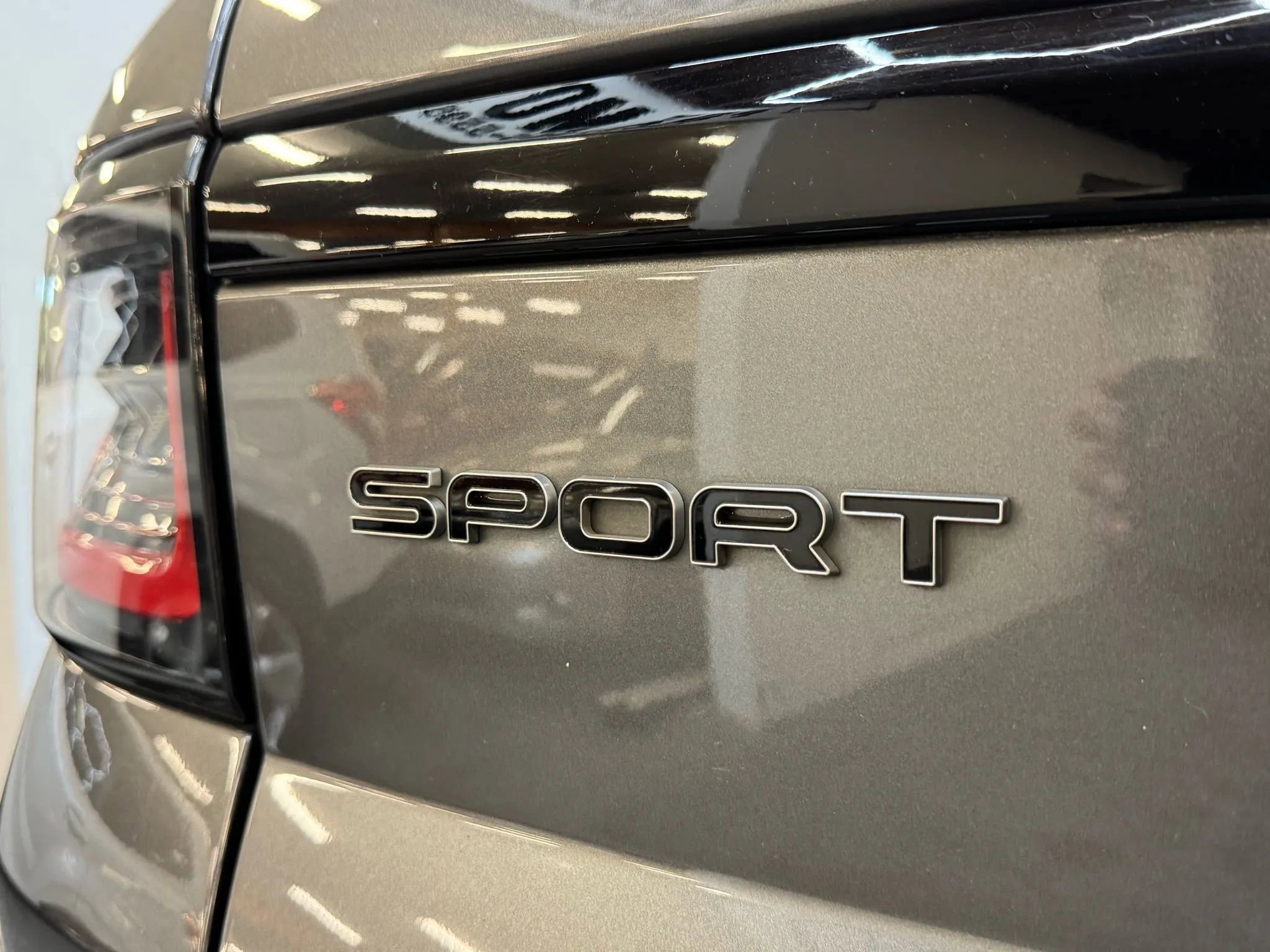 Used 2019 Land Rover Range Rover Sport HSE Dynamic image 8