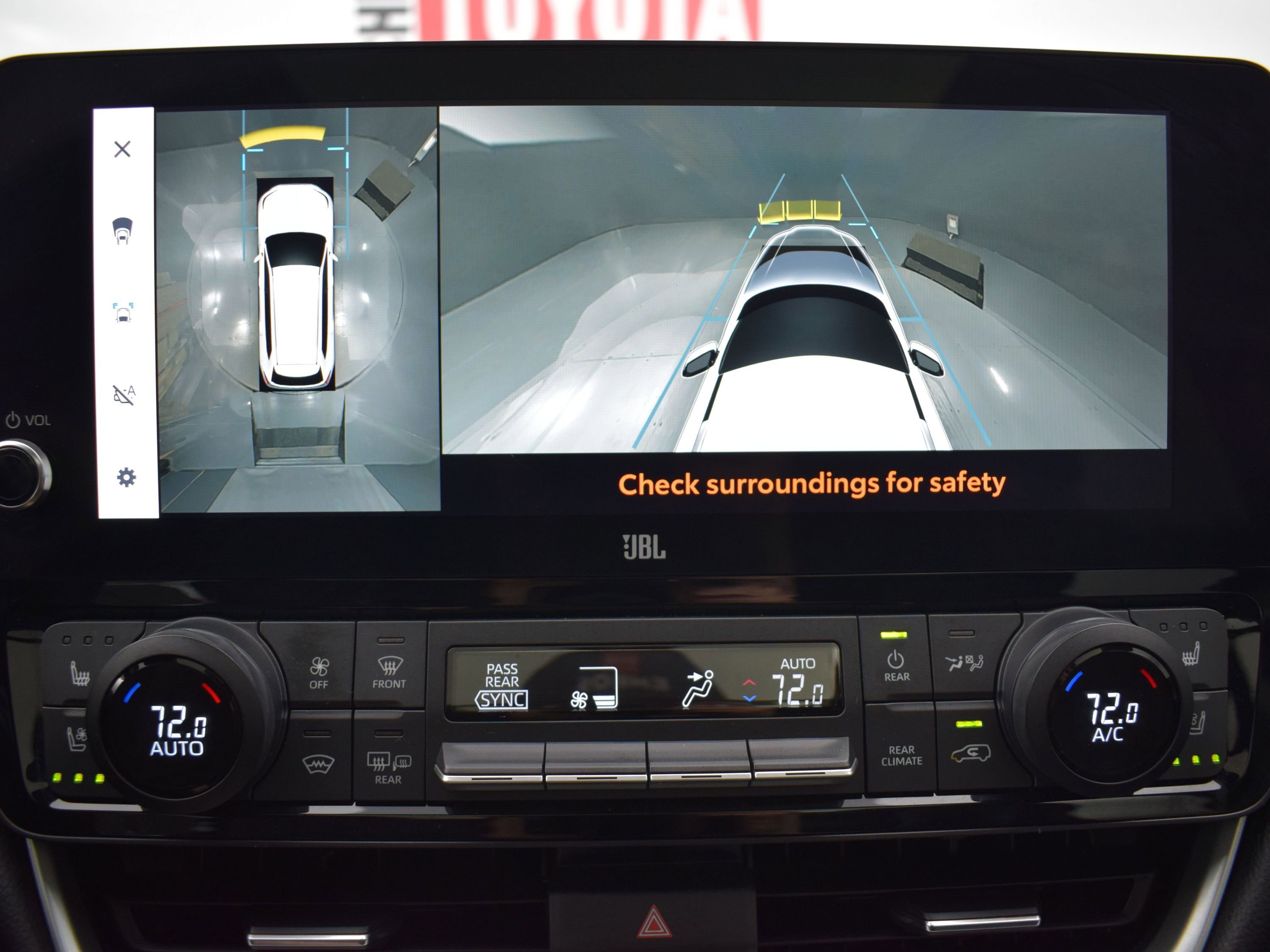 Used 2024 Toyota Grand Highlander Limited image 24