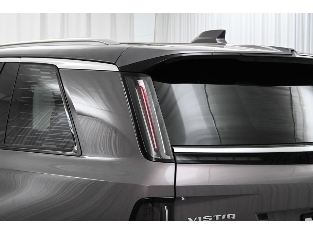 New 2026 Cadillac Vistiq Premium Luxury AWD/4WD image 10