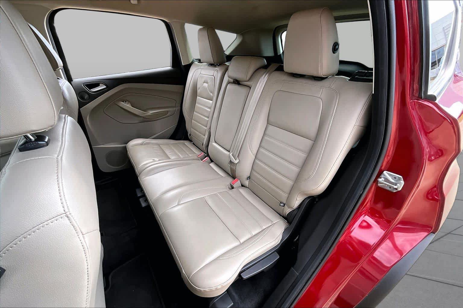 Used 2017 Ford Escape Titanium FWD image 19