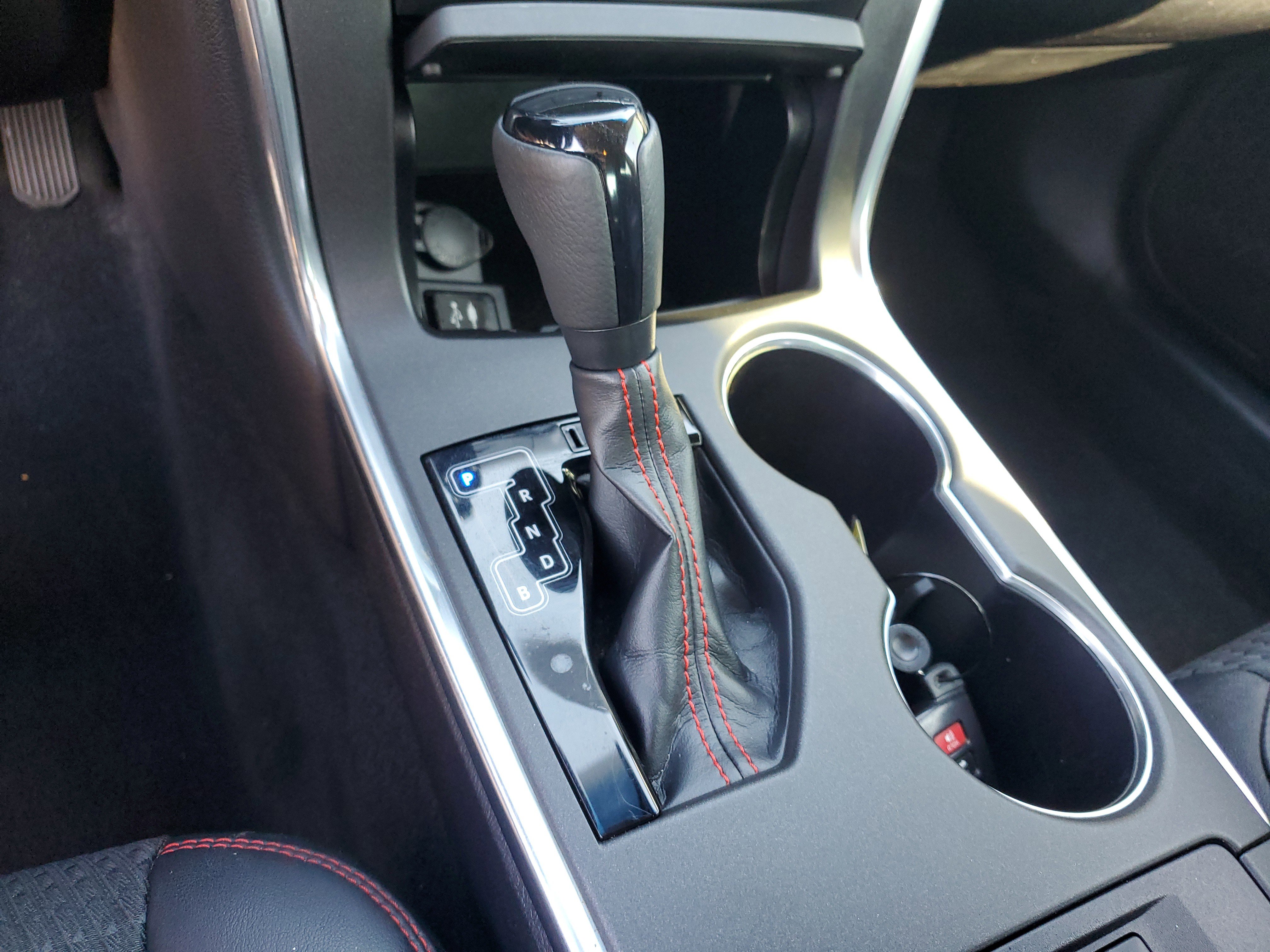 Used 2015 Toyota Camry XLE image 22