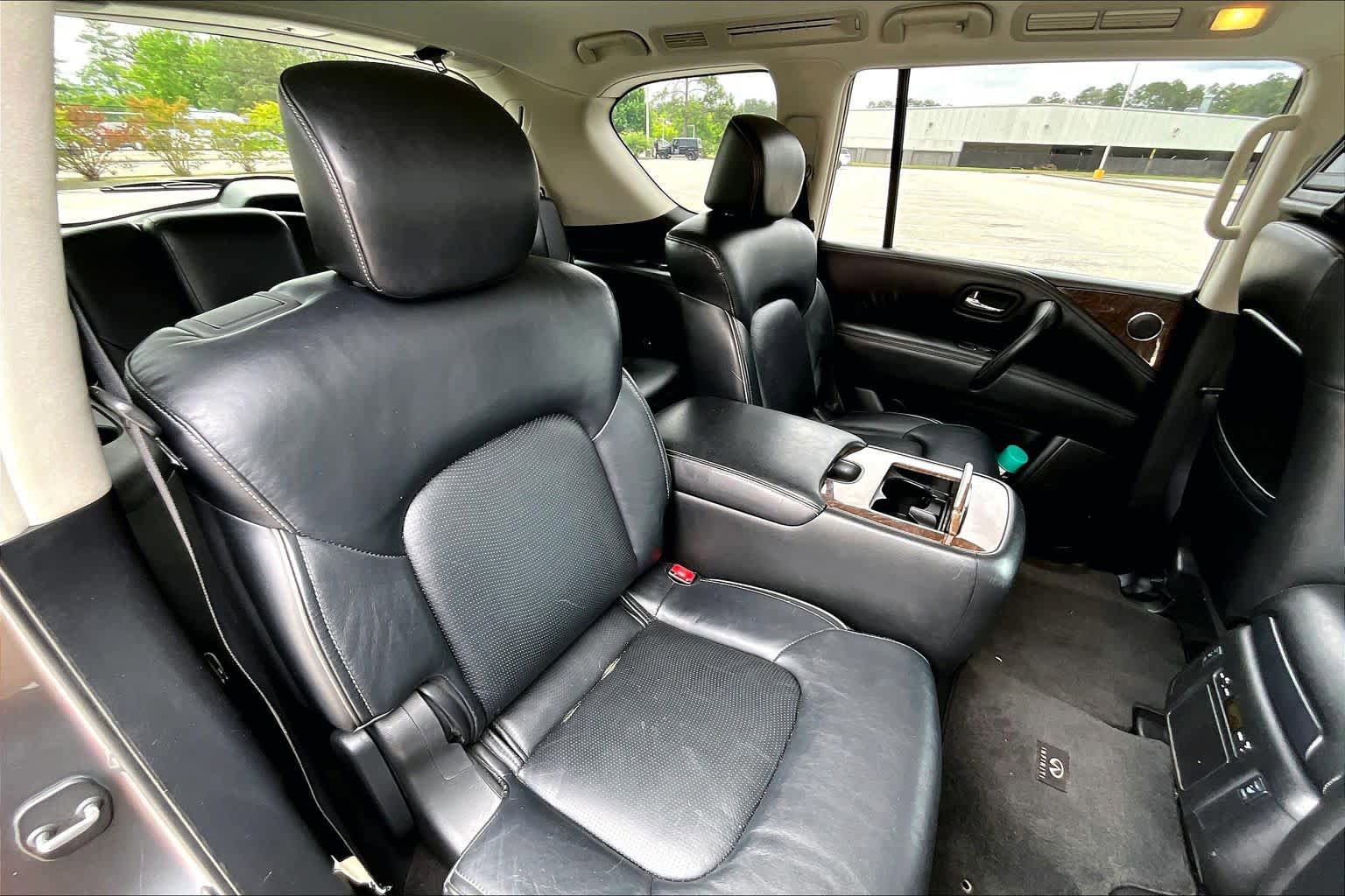 Used 2015 INFINITI QX80 4WD w/ Theater Package image 20