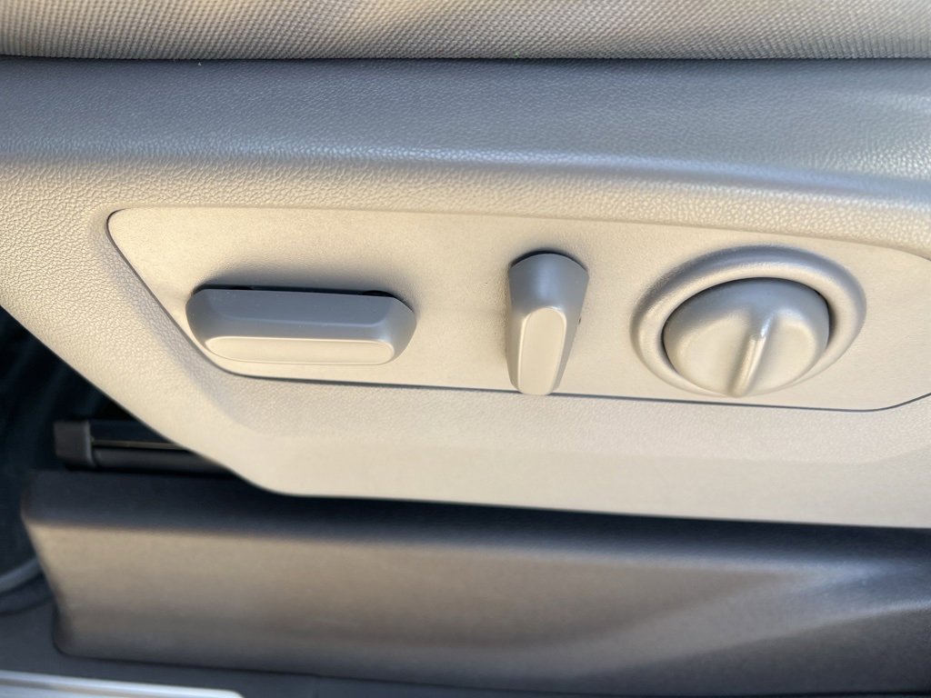 Used 2019 Chevrolet Silverado 1500 RST w/ All-Star Edition image 17