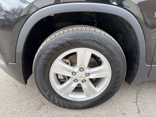 Used 2021 Chevrolet Trax LS image 20