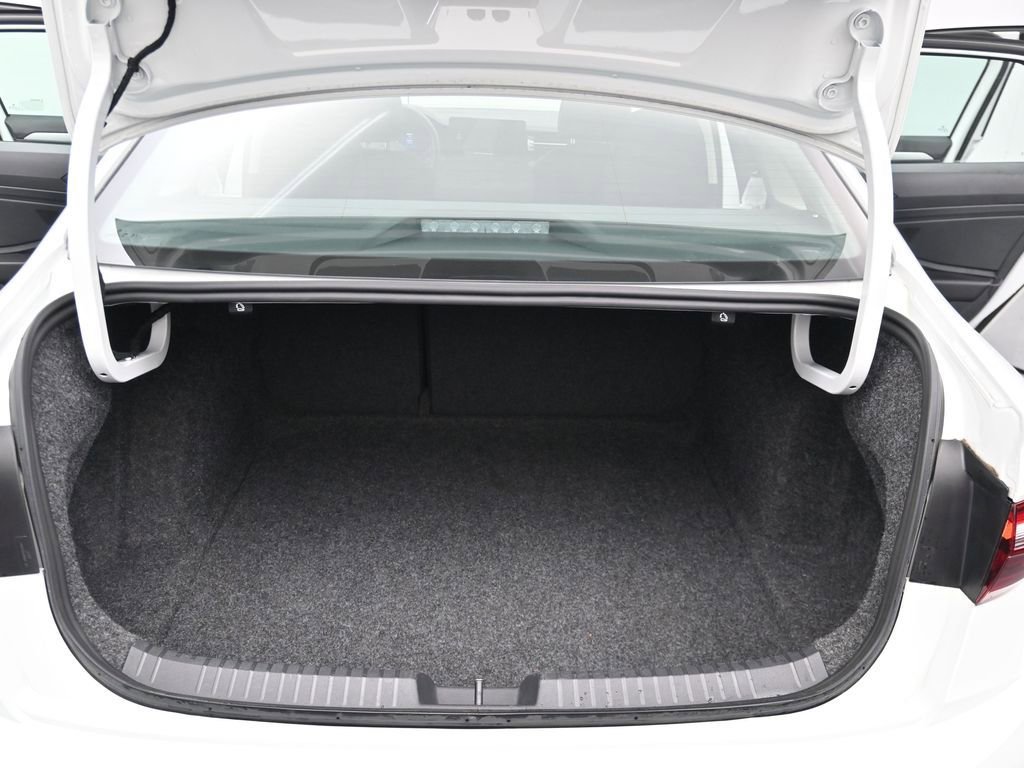 Used 2025 Volkswagen Jetta S FWD image 11