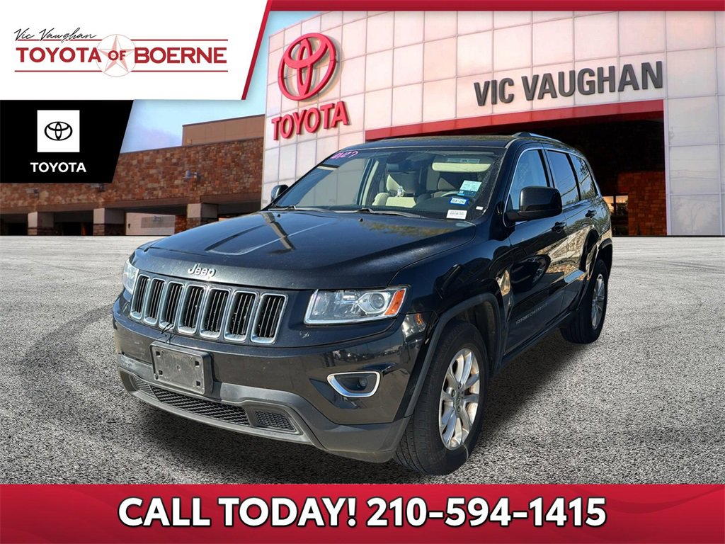 Used 2014 Jeep Grand Cherokee Laredo w/ 18" Wheel & 8.4" Radio Group