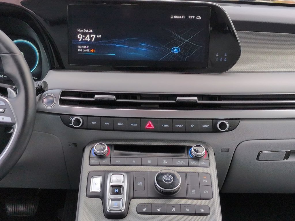 Used 2025 Hyundai Palisade SEL FWD image 18