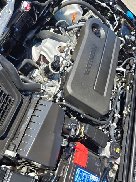 Used 2025 Honda Civic Sport image 17