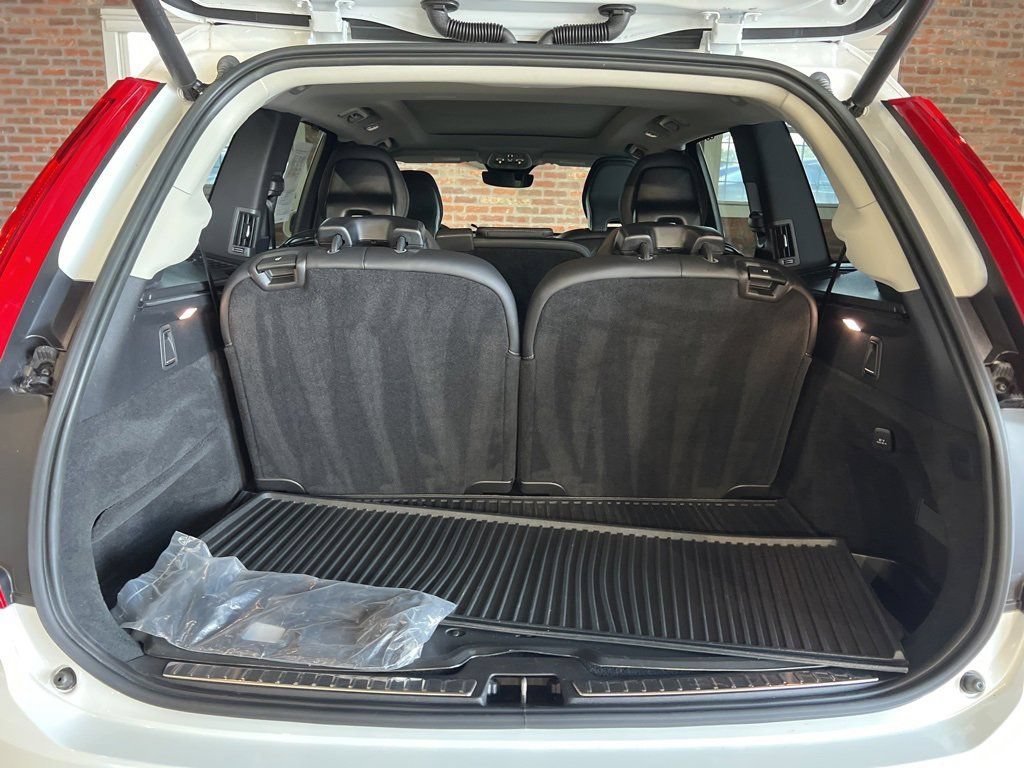Used 2023 Volvo XC90 B6 Ultimate AWD/4WD image 41