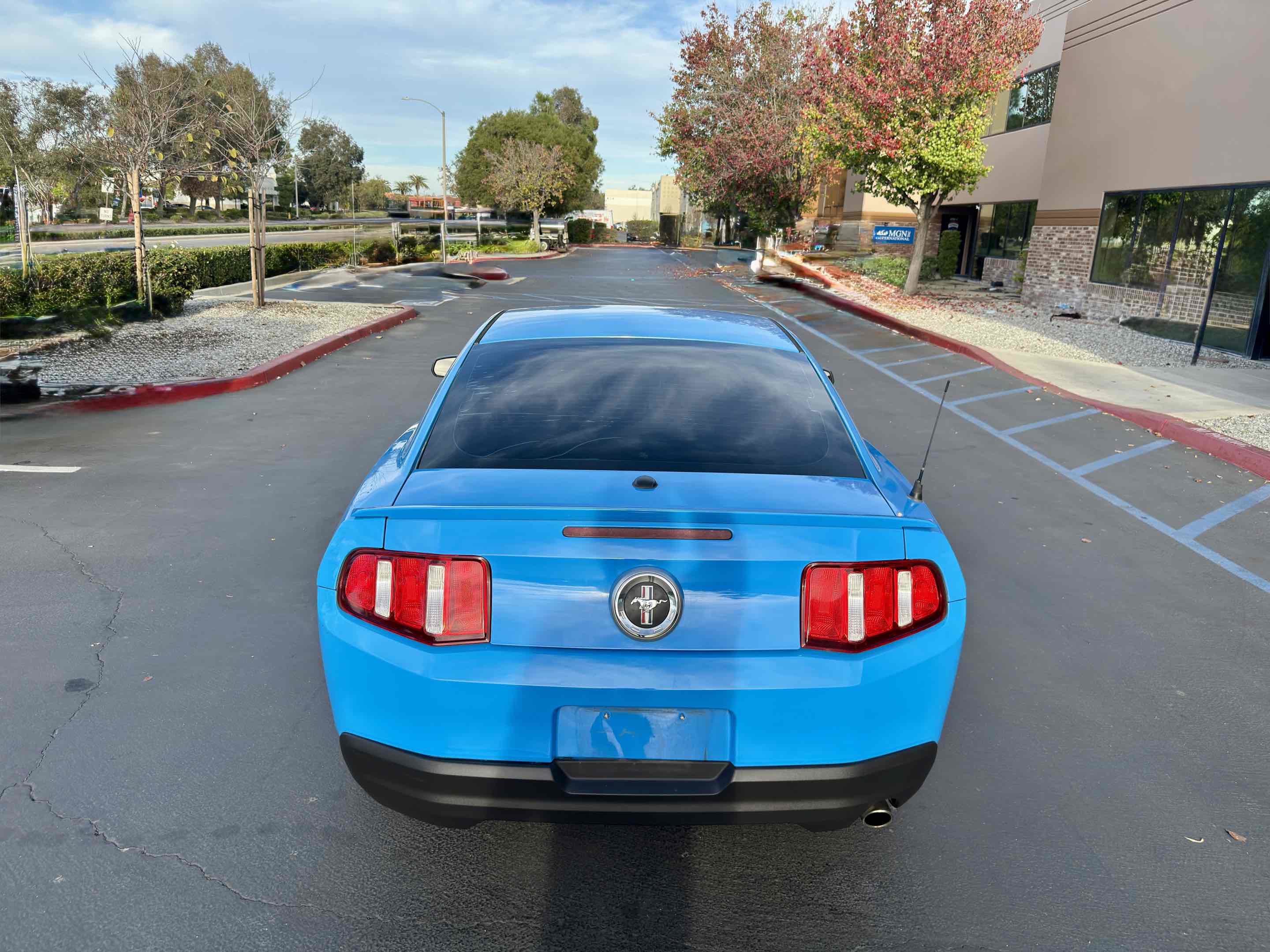 Used 2010 Ford Mustang Premium image 13