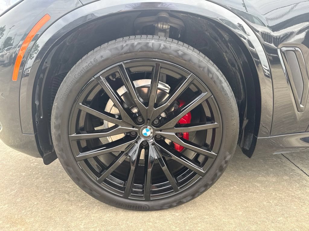 Used 2022 BMW X5 sDrive40i w/ M Sport Package RWD image 9