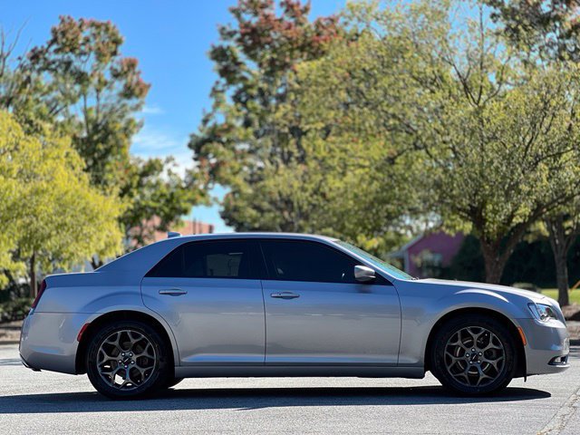 Used 2017 Chrysler 300 S AWD/4WD image 4