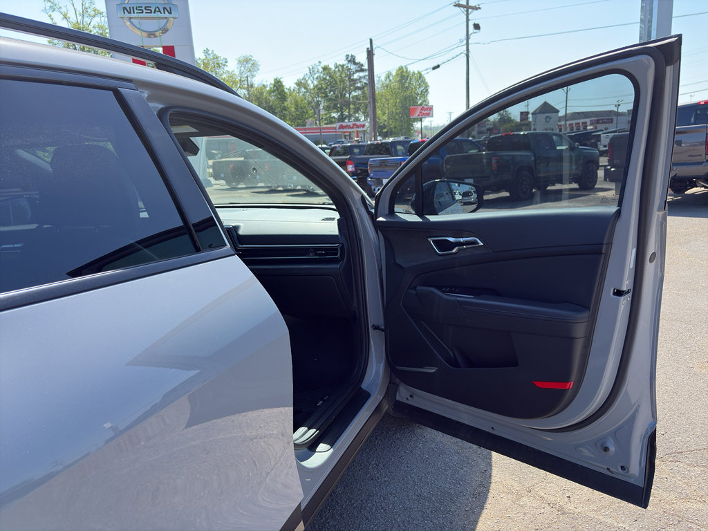 Used 2024 Kia Sportage X-Line AWD/4WD image 19