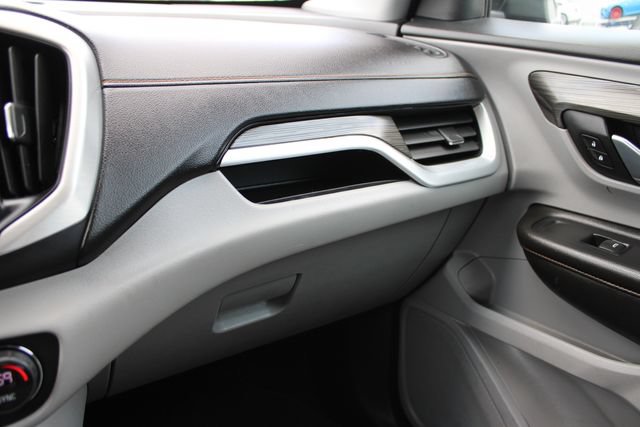 Used 2020 GMC Terrain SLT FWD image 19