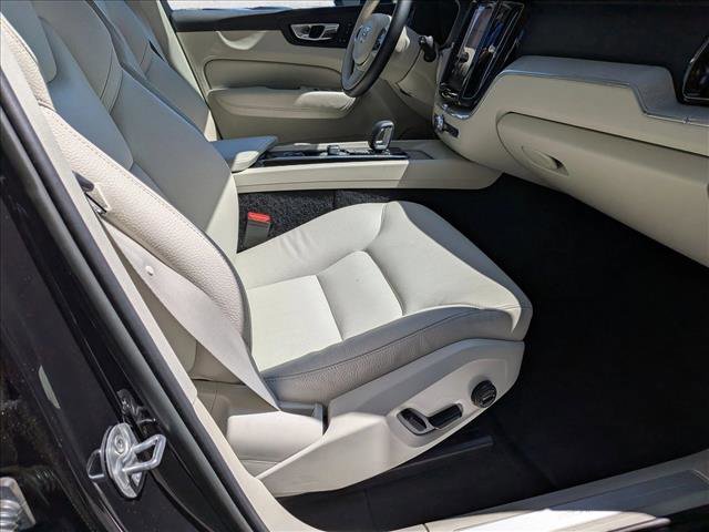 Used 2023 Volvo XC60 T8 Plus w/ Climate Package image 20