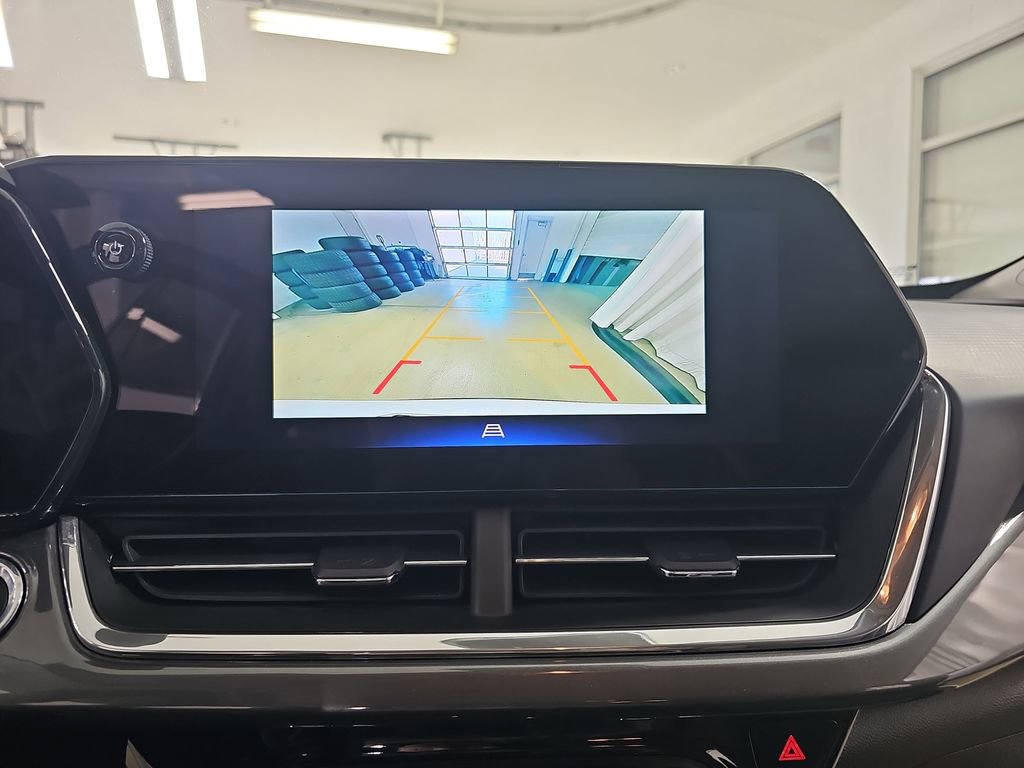 Certified 2024 Chevrolet Trax ACTIV w/ Driver Confidence Package image 27