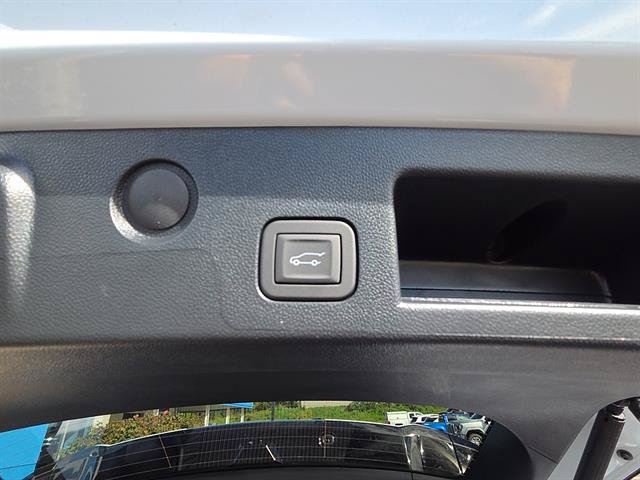 New 2027 Chevrolet Equinox ACTIV w/ Safety and Technology Package AWD/4WD image 16