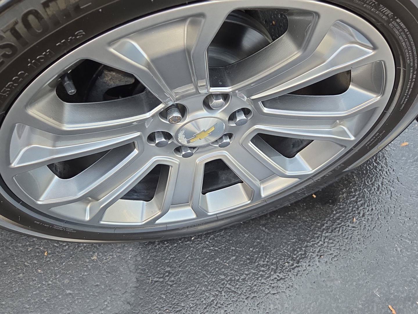 Used 2018 Chevrolet Silverado 1500 High Country AWD/4WD image 4