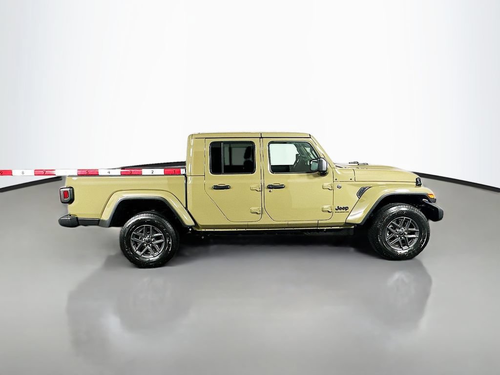 New 2026 Jeep Gladiator Sport AWD/4WD image 8
