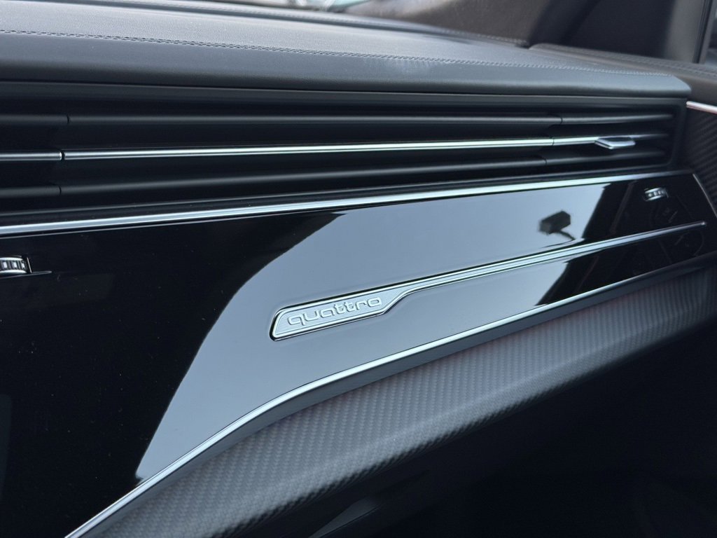 New 2025 Audi RS Q8 performance image 44