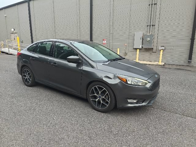 Used 2018 Ford Focus SE w/ SE Appearance Package
