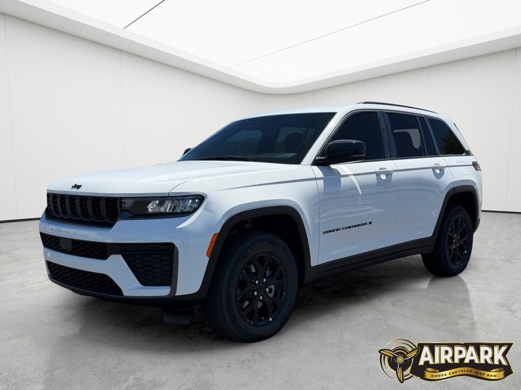 New 2026 Jeep Grand Cherokee Altitude RWD image 8