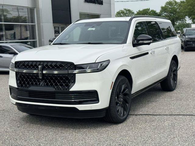 New 2026 Lincoln Navigator L Reserve w/ Jet Appearance Package AWD/4WD image 22