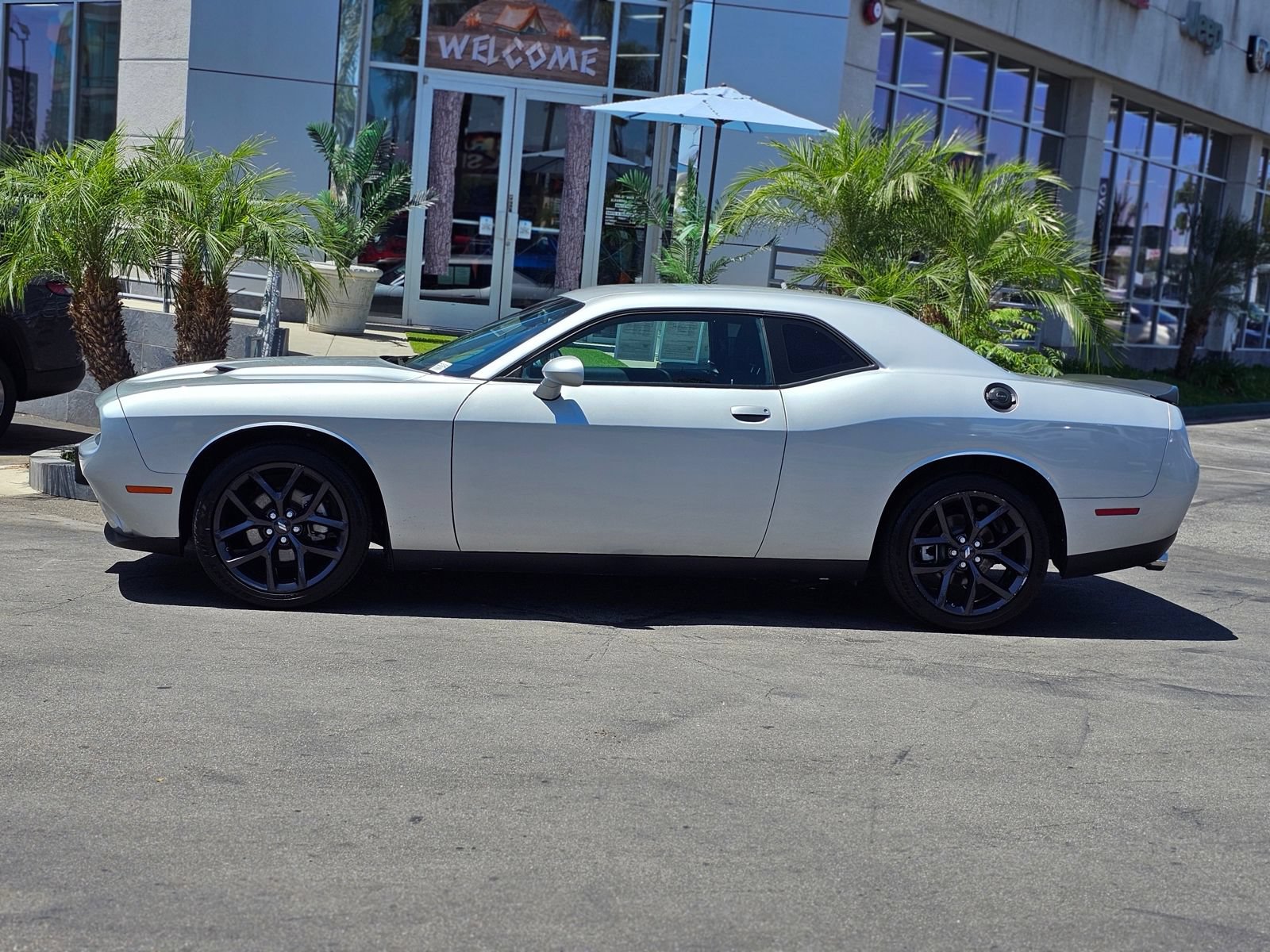Used 2023 Dodge Challenger SXT w/ Blacktop Package RWD image 5