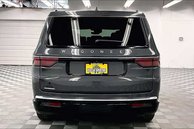 Used 2023 Jeep Wagoneer 4WD w/ Premium Group I image 5
