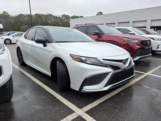 Used 2021 Toyota Camry XSE w/ Navigation Package image 1