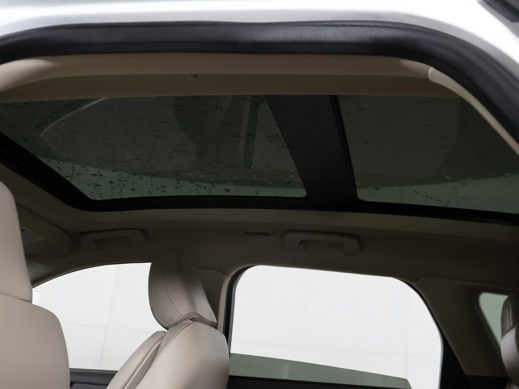 Used 2022 Lincoln Corsair FWD w/ Premium Package image 19