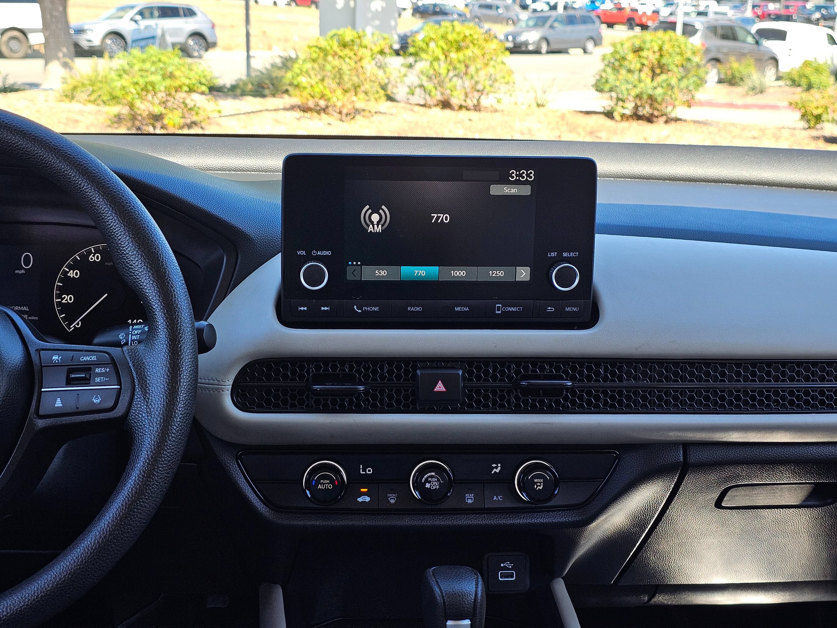 Used 2025 Honda HR-V LX image 25